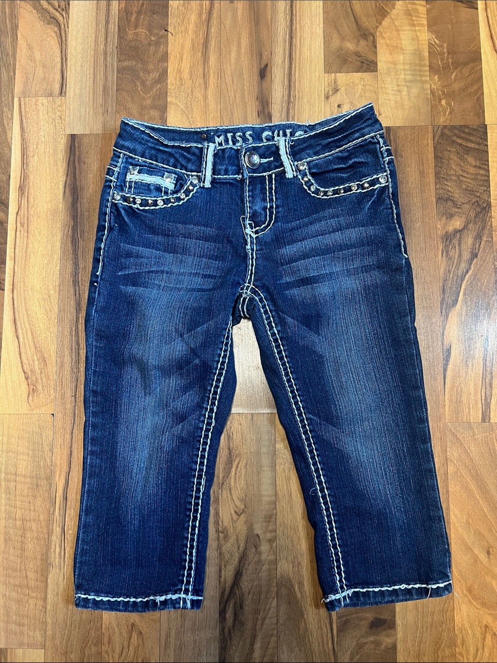 Miss Chic Jeans Dark Blue Cropped Women's Denim Shorts with Chain Pocket Trim